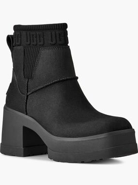 NEW UGG Moxy Water Resistant Chelsea Boot